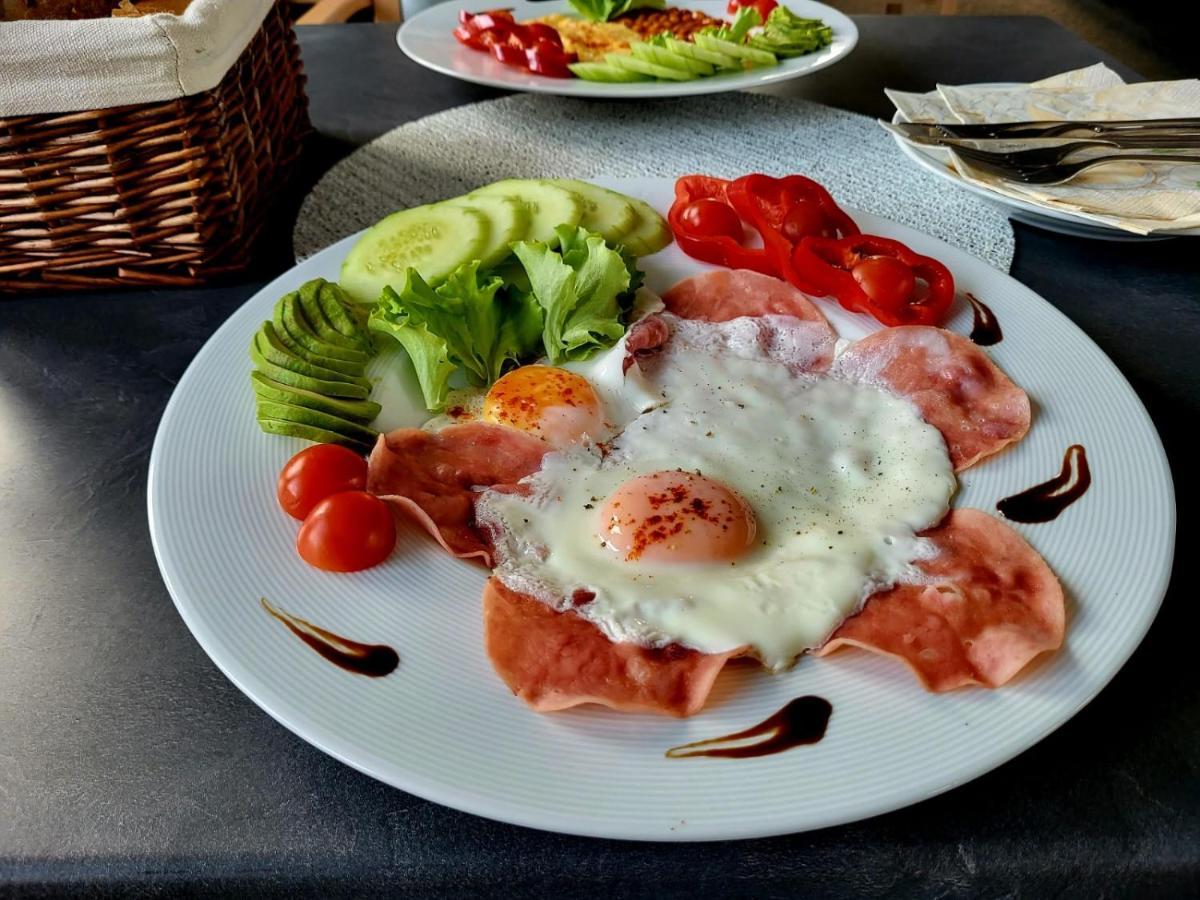 Salon Missen Hotel Trenčianske Teplice Екстериор снимка